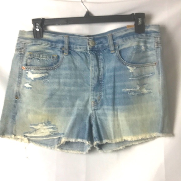 American Eagle Outfitters Pants - NWT AMERICAN EAGLE BOYFRIEND SHORTS WO SZ 12